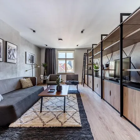 ホテル Apartmanovy Dum U Tomana 4*