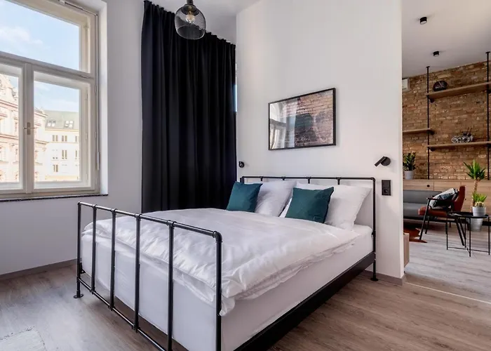Hotel Apartmanovy Dum U Tomana