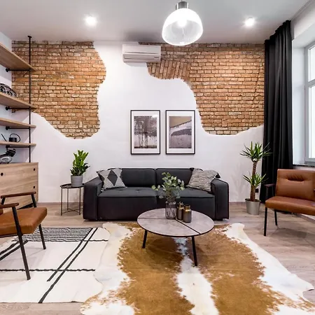 Apartmanovy Dum U Tomana 4*
