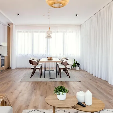 Apartmánový Dům U Tomana Hotel 4*