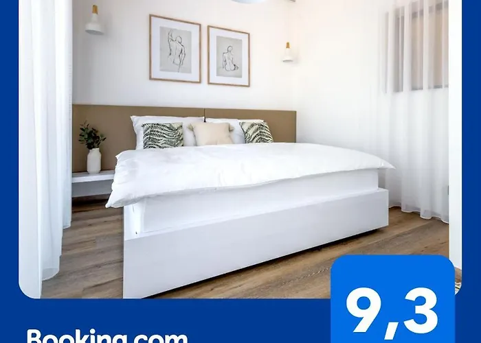 Hotel Apartmanovy Dum U Tomana 4*