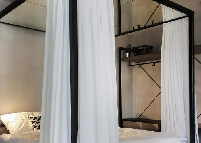 Apartmanovy Dum U Tomana
