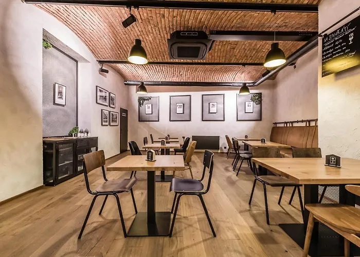 Apartmanovy Dum U Tomana 4*